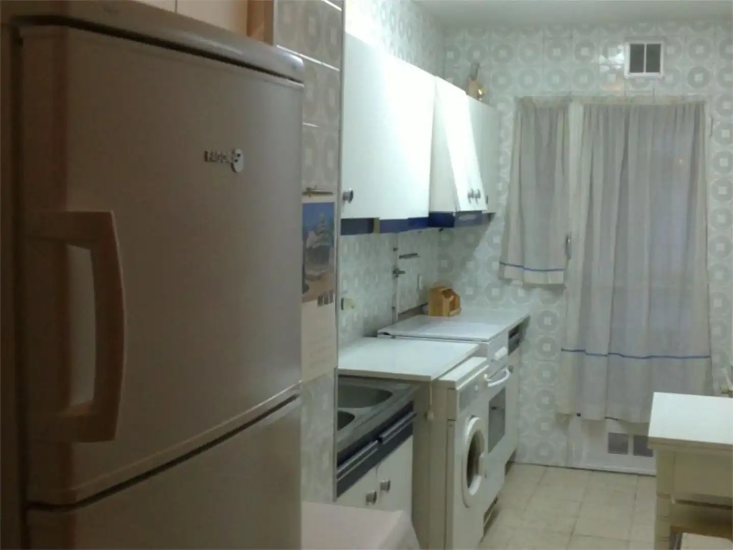 Cuina de Apartament de lloguer en Madrid amb Calefacció, Parquet i Terrassa