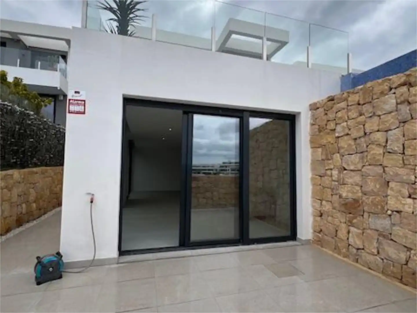 Casa o xalet en venda a Carrer de Paraguai, 17, Balcón de Finestrat - Terra Marina Vista exterior de Casa o xalet en venda en Finestrat amb Aire condicionat, Terrassa i Piscina