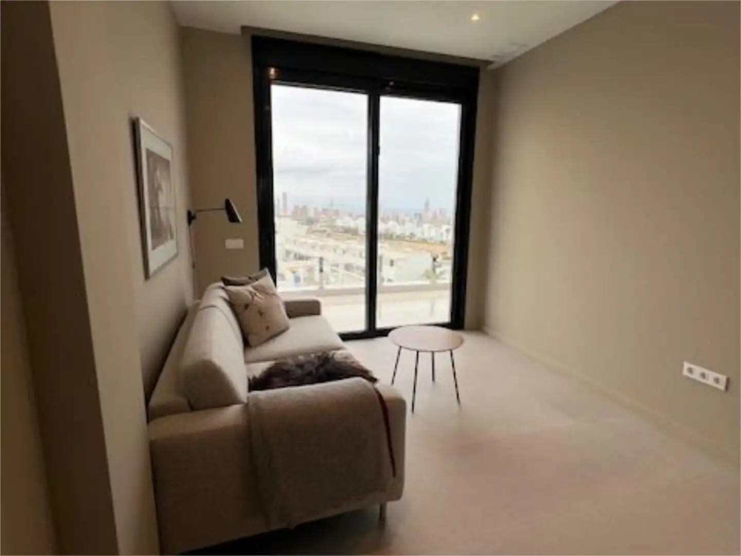 Casa o xalet en venda a Carrer de Paraguai, 17, Balcón de Finestrat - Terra Marina Sala d'estar de Casa o xalet en venda en Finestrat amb Aire condicionat, Terrassa i Piscina