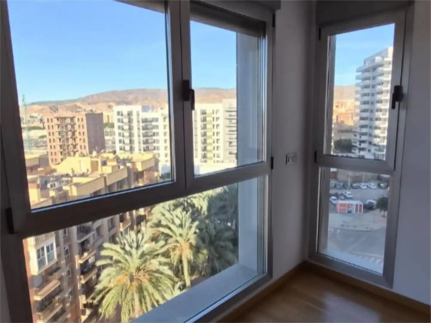 Bedroom of Flat for rent in  Almería Capital  with Air Conditioner, Heating and Parquet flooring