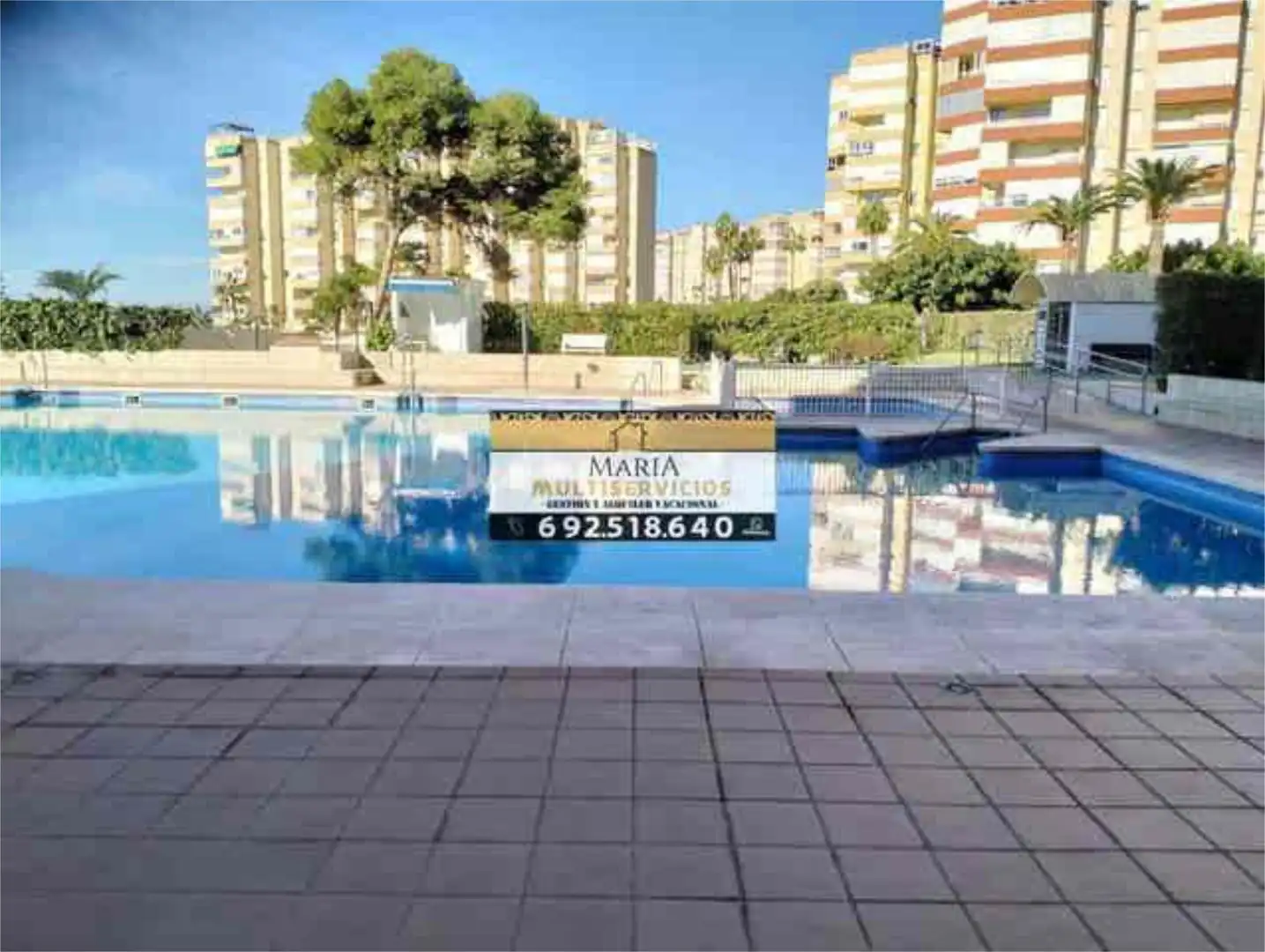 Swimming pool of Flat for sale in Torrox