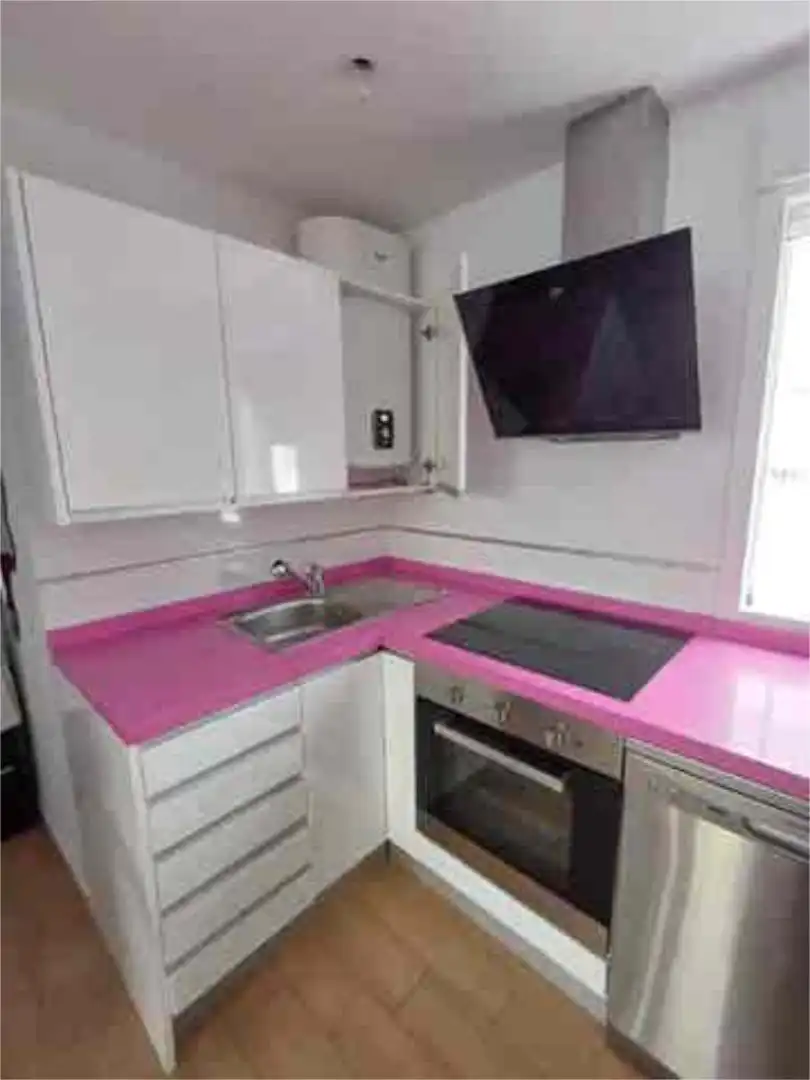 Kitchen of Flat for rent in  Sevilla Capital  with Heating
