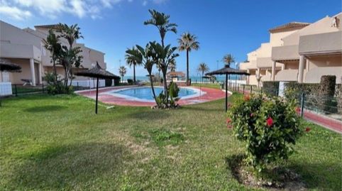 Foto 4 de Apartamento de alquiler en Avenida del Atlántico, 5, La Barrosa, Chiclana de la Frontera