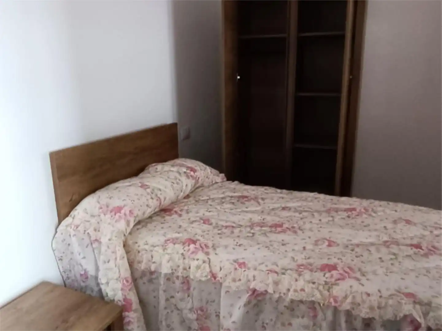 Habitación de Piso en venta en El Tanque con Amueblado y Balcón