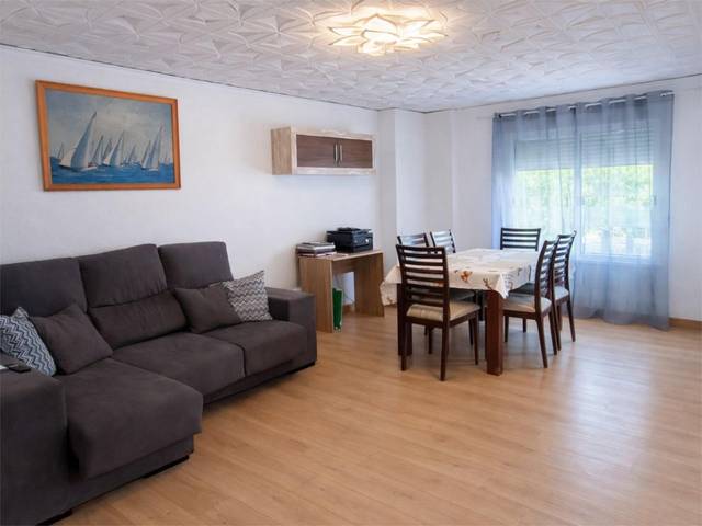 Piso en Alquiler en Carrer de Trafalgar, 75 en Alquerieta