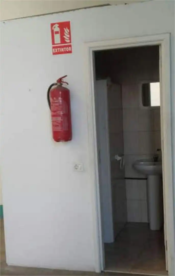 Badezimmer von Fabrikhallen zur Miete in Las Palmas de Gran Canaria