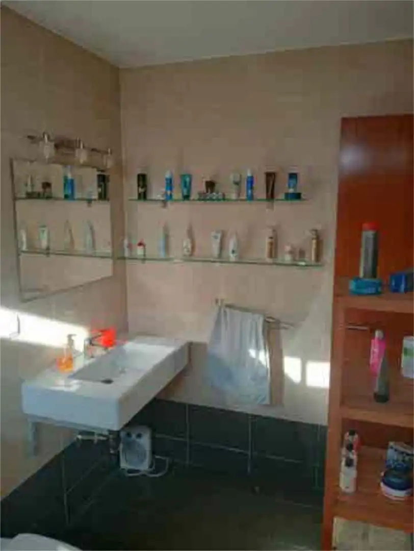 Casa adosada en venta en Tragacete Baño de Casa adosada en venta en Tragacete con Calefacción, Terraza y Trastero