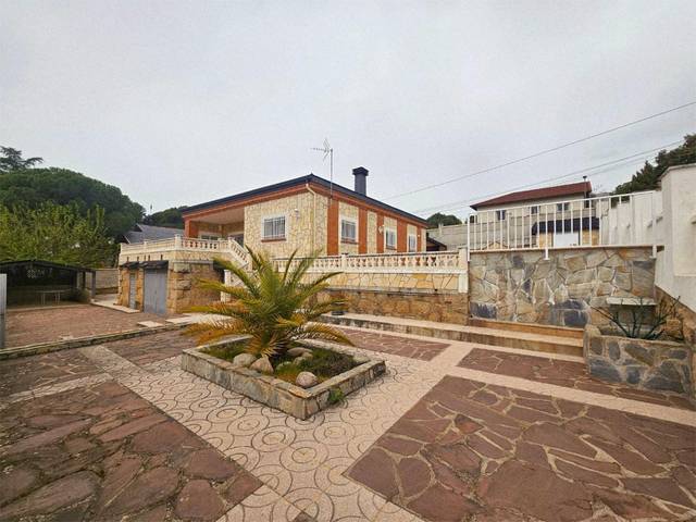 Casa-chalet en Venta en Calle Cortecero, 44 en Manzanares El Real