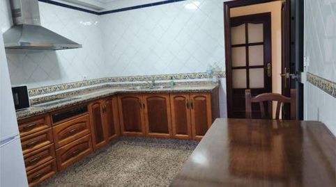 Foto 2 de Piso de alquiler en Arahal, Sevilla