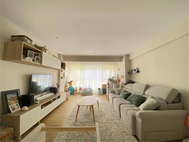 Piso en Venta en Blas de Otero Kalea, 55 en San Pedro de Deusto - La Ribera