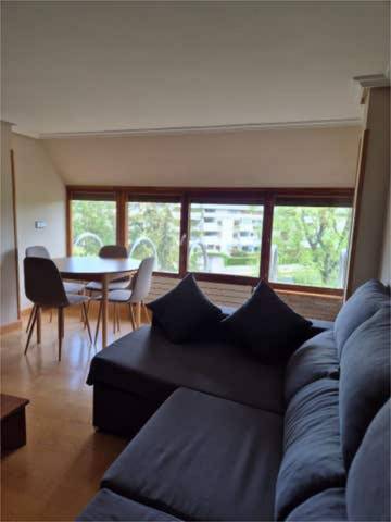 Ático en Alquiler en Mendizorrotza - Armentia