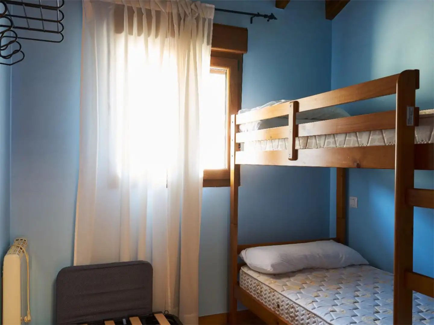 Piso en venta en LV-8, 2, Laviana Habitación de Piso en venta en Laviana con Amueblado
