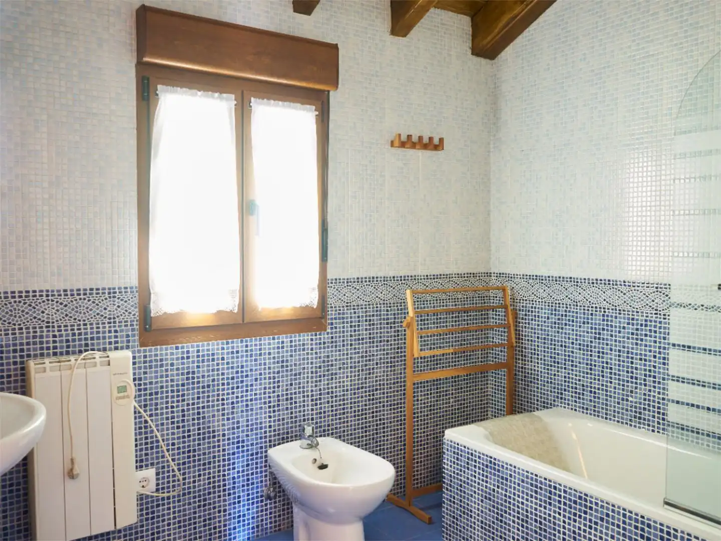 Piso en venta en LV-8, 2, Laviana Baño de Piso en venta en Laviana con Amueblado