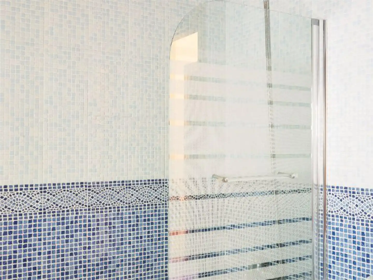 Piso en venta en LV-8, 2, Laviana Baño de Piso en venta en Laviana con Amueblado