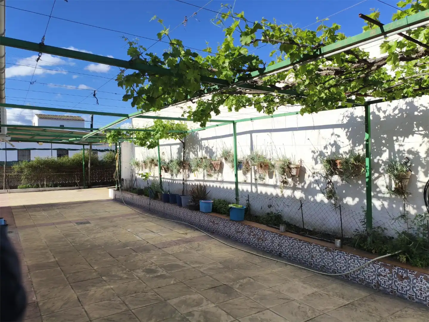 Wohnung zum Verkauf in Comunidad Los Chopos, 2, Puente Jontoya - Puente de la Sierra - El Arroyo Terrasse von Wohnung zum Verkauf in Jaén Capital mit Klimaanlage, Terrasse und Schwimmbad