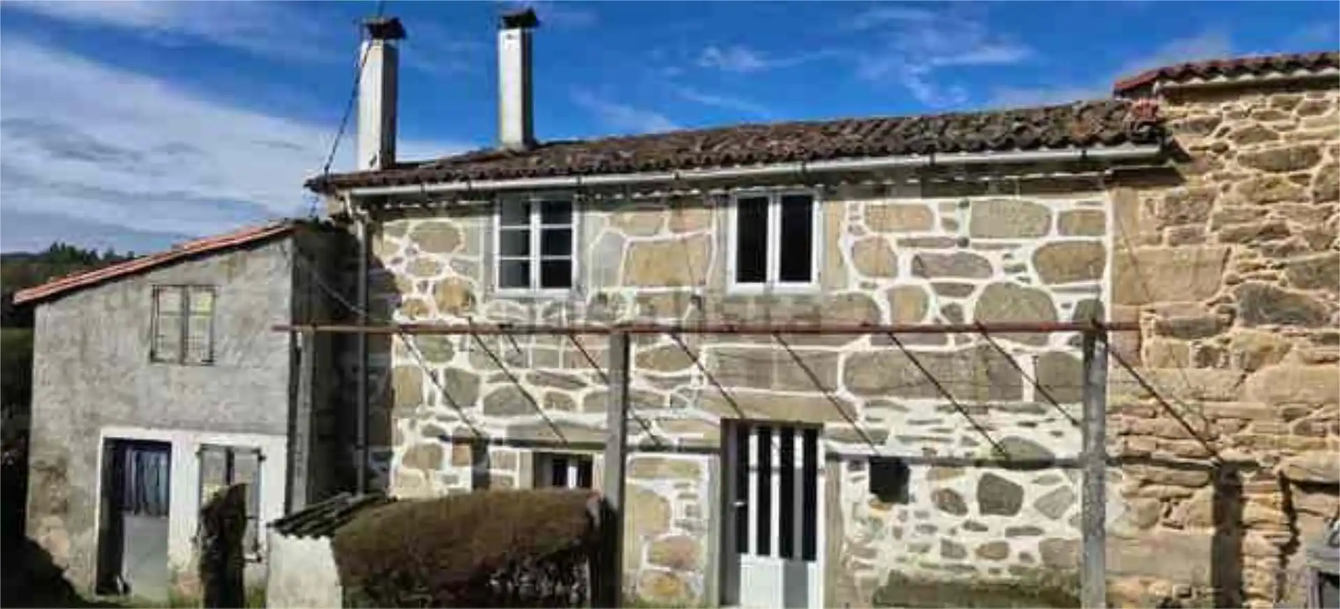 Exterior view of Houses for sale in Antas de Ulla
