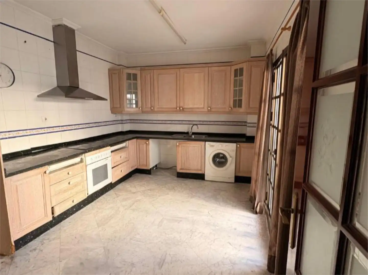 Kitchen of Detached homes for sale in Sevilla  with Air Conditioner, Heating and Terrace