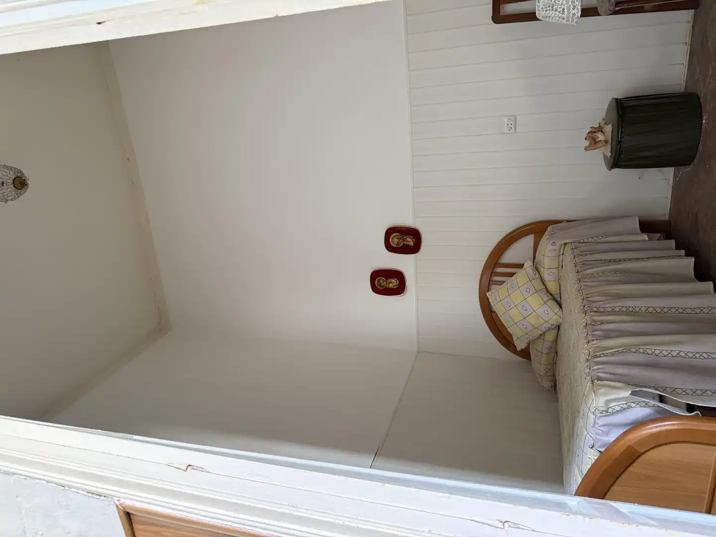 Casa adosada en venta en Calle Pérez Merchante, 24, Bollullos Par del Condado Terraza de Casa adosada en venta en Bollullos Par del Condado con Jardín privado y Amueblado