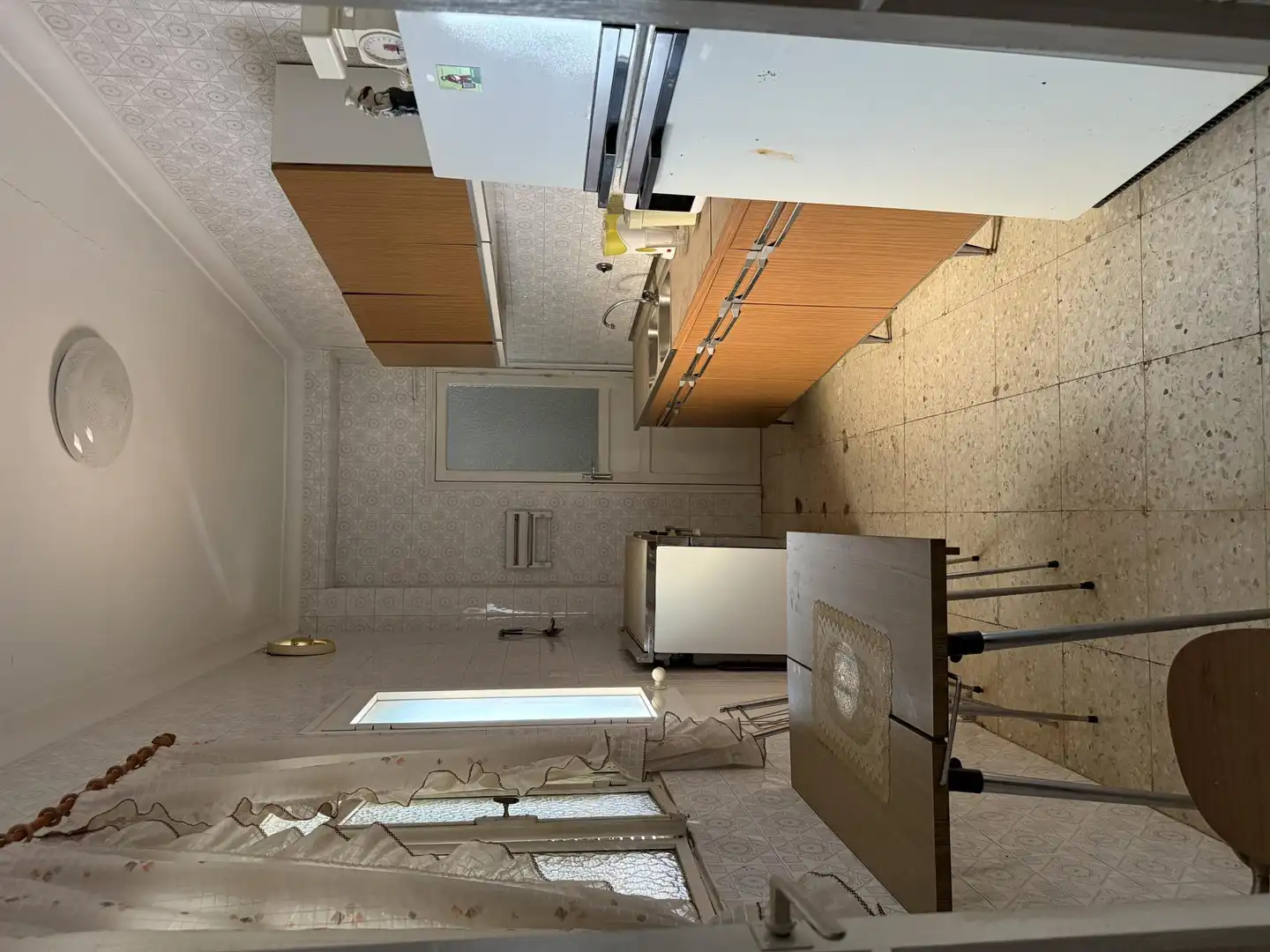 Casa adosada en venta en Calle Pérez Merchante, 24, Bollullos Par del Condado Cocina de Casa adosada en venta en Bollullos Par del Condado con Jardín privado y Amueblado