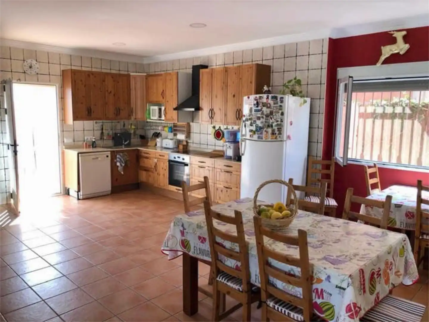Houses for sale in Ramonete Kitchen of Houses for sale in Lorca with Terrace and Swimming Pool