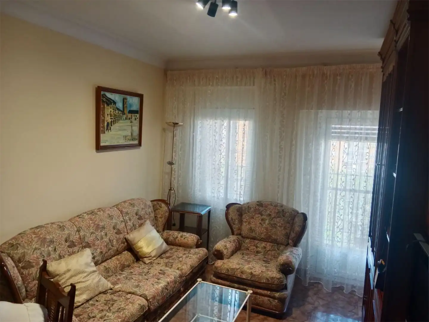 Zimmer in Avenida de Martínez de Velasco, 39, Encarnación Zimmer in Avenida de Martínez de Velasco, 39, Encarnación