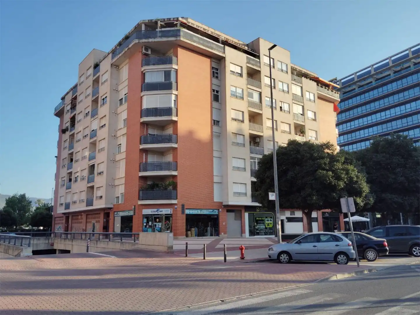 Vista exterior de Piso de alquiler en  Murcia Capital con Aire acondicionado, Terraza y Amueblado