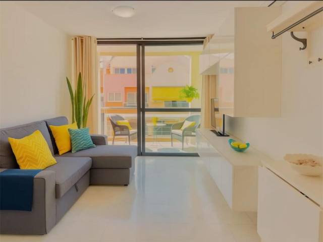 Apartamento en Alquiler en Calle las Artes, 14 en La Caleta