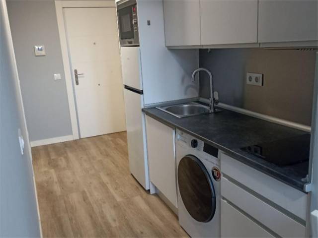 Apartamento en Alquiler en Calle de Saturno, 48 en Casco Histórico de Barajas
