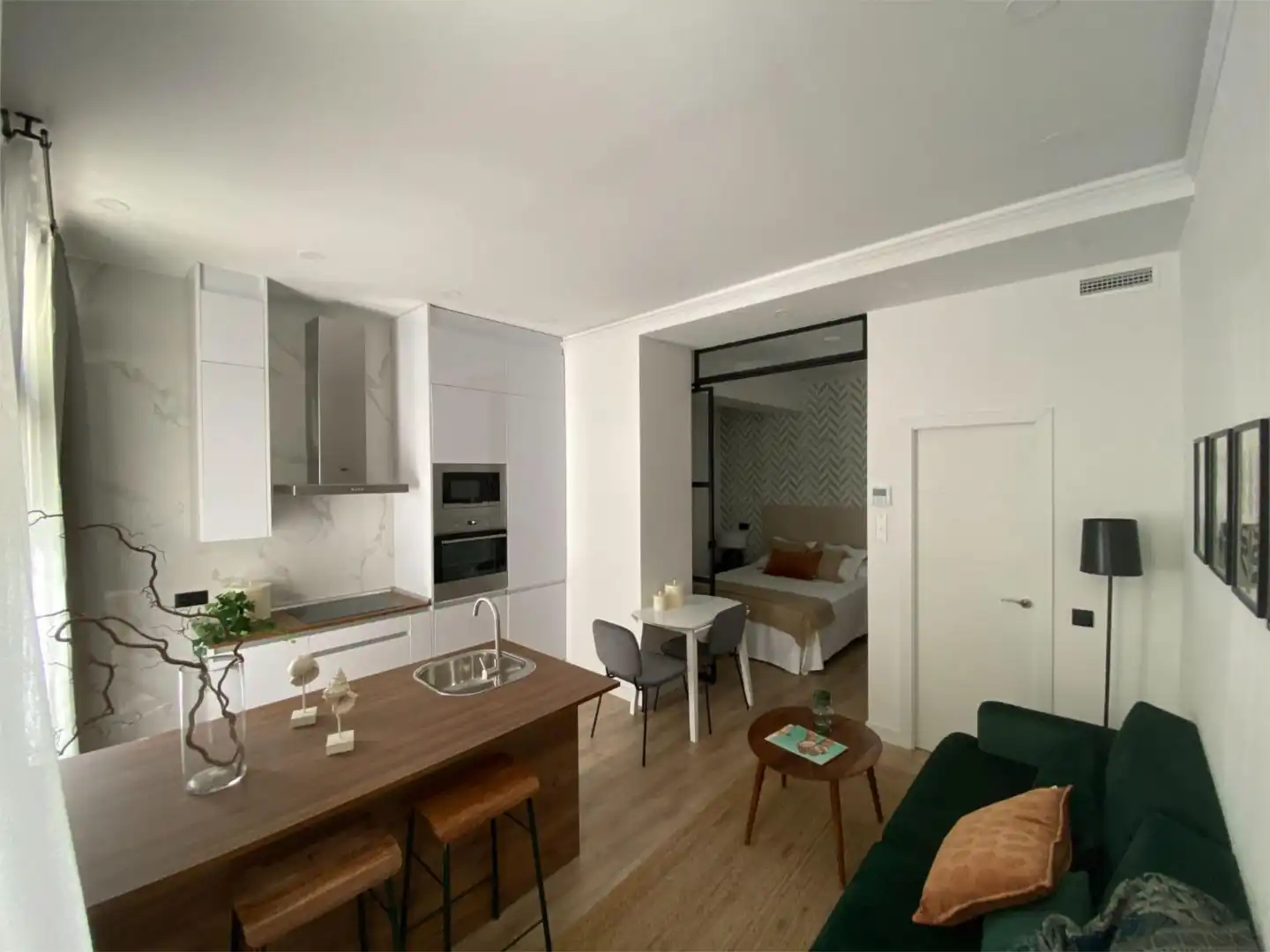 Kitchen of Flat for sale in  Madrid Capital  with Air Conditioner