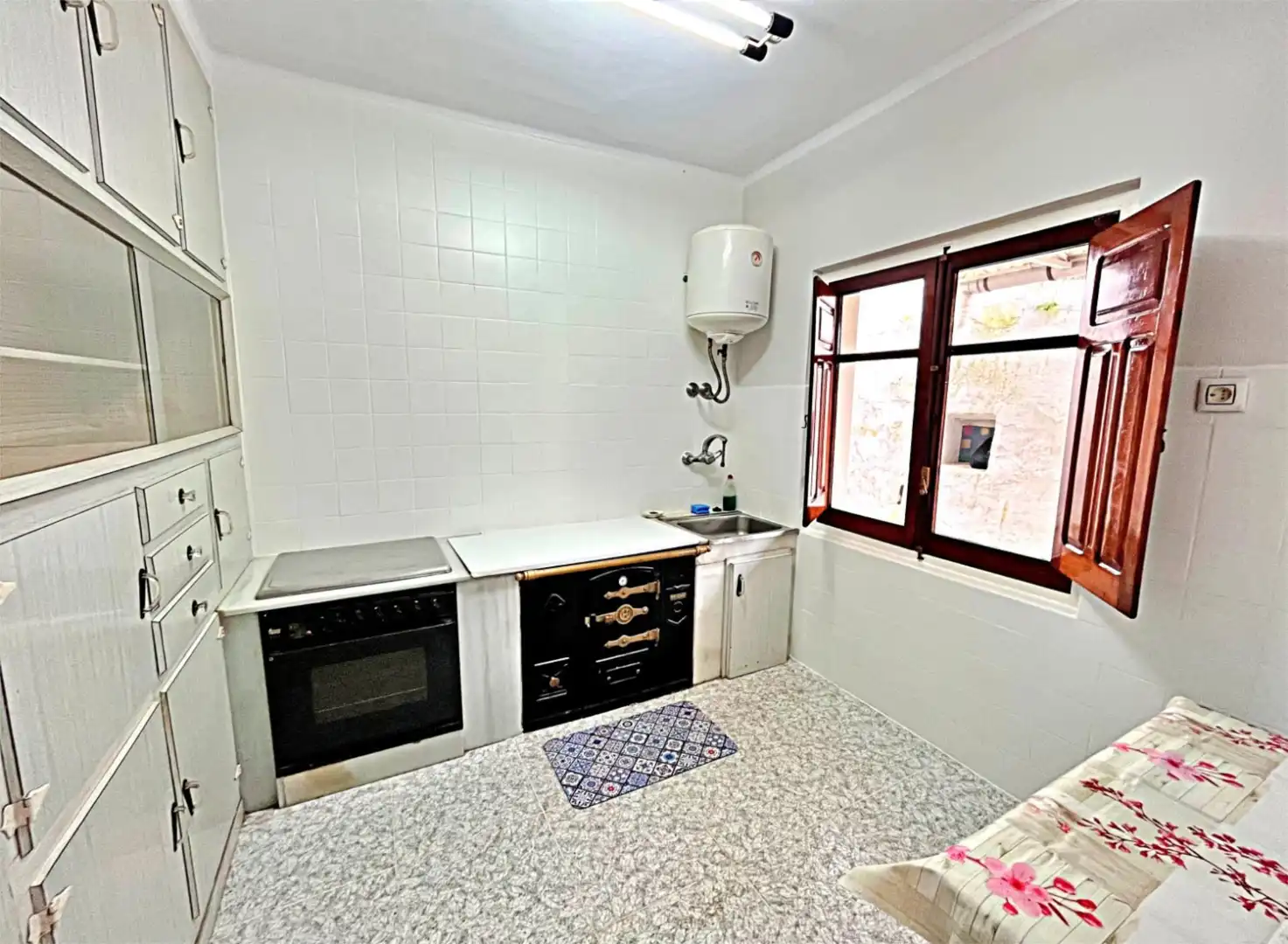 Cocina de Piso en venta en San Martín del Rey Aurelio con Trastero