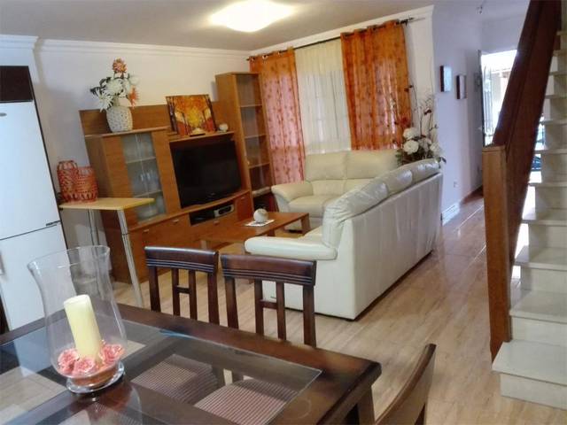 Casa-chalet en Venta en Calle Montaña de Humiaga, 2 en Juan XXIII