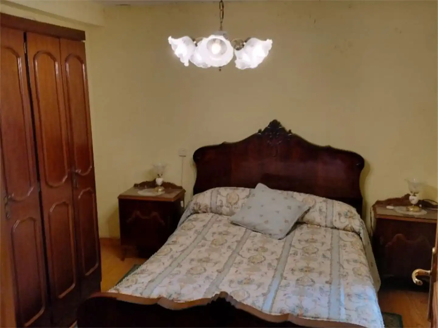 Wohnung zum Verkauf in Barrio Rozas, 17, Soba Schlafzimmer von Wohnung zum Verkauf in Soba mit Privatgarten, Terrasse und Abstellraum