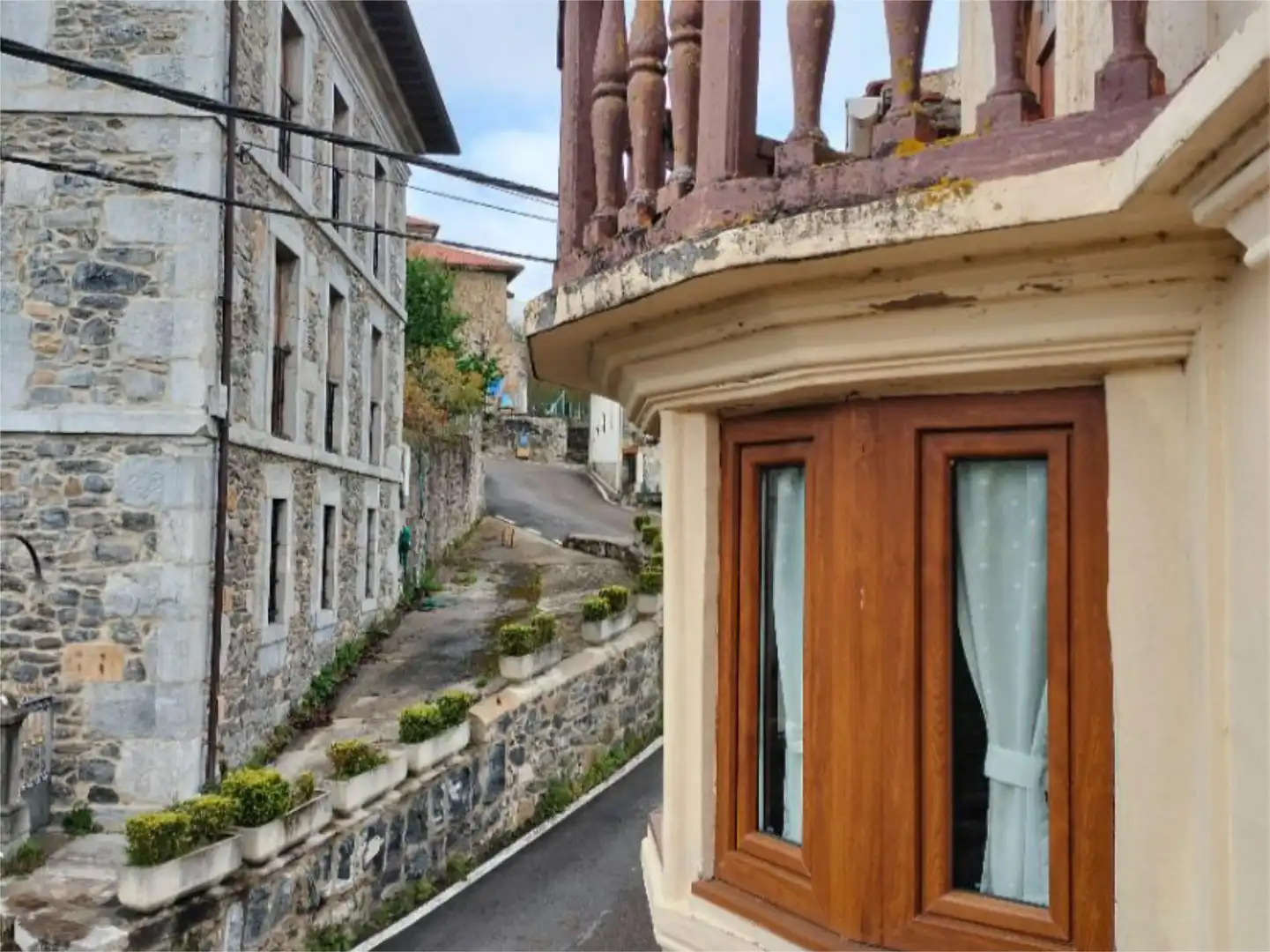 Wohnung zum Verkauf in Barrio Rozas, 17, Soba Außenansicht von Wohnung zum Verkauf in Soba mit Privatgarten, Terrasse und Abstellraum