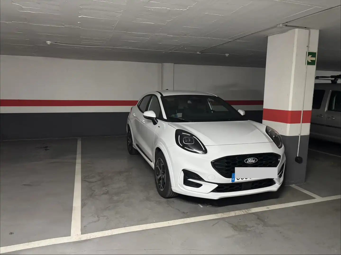 Parking of Garage for rent in  Logroño