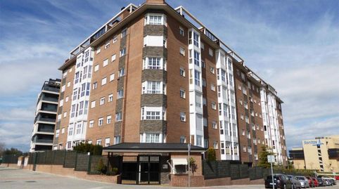 Foto 2 von Wohnung zur Miete in Calle de la Infanta María, 7, Sanchinarro, Madrid Capital