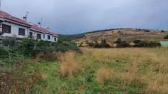 Garaje en Alquiler en Tiata