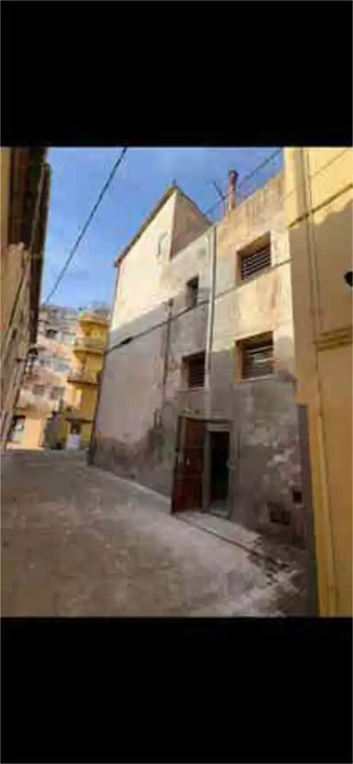 Vista exterior de Apartament en venda en Caldes de Malavella amb Terrassa