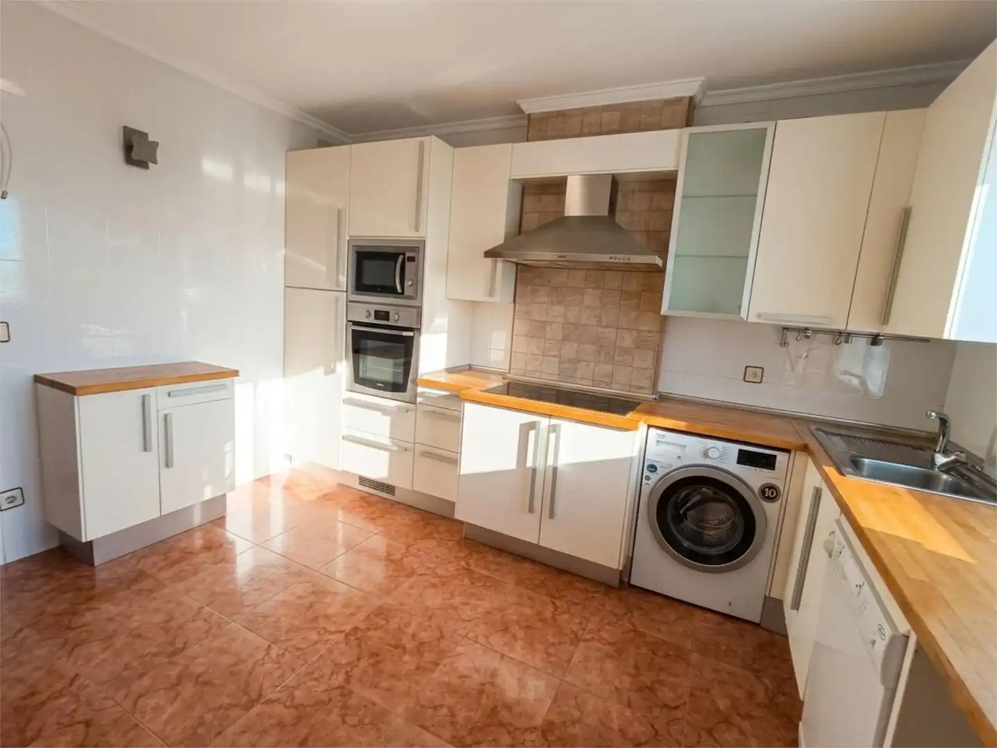Flat for rent in Sān Bizenti Kāleā Calle San Vicente, 50, Bagatza - San Vicente