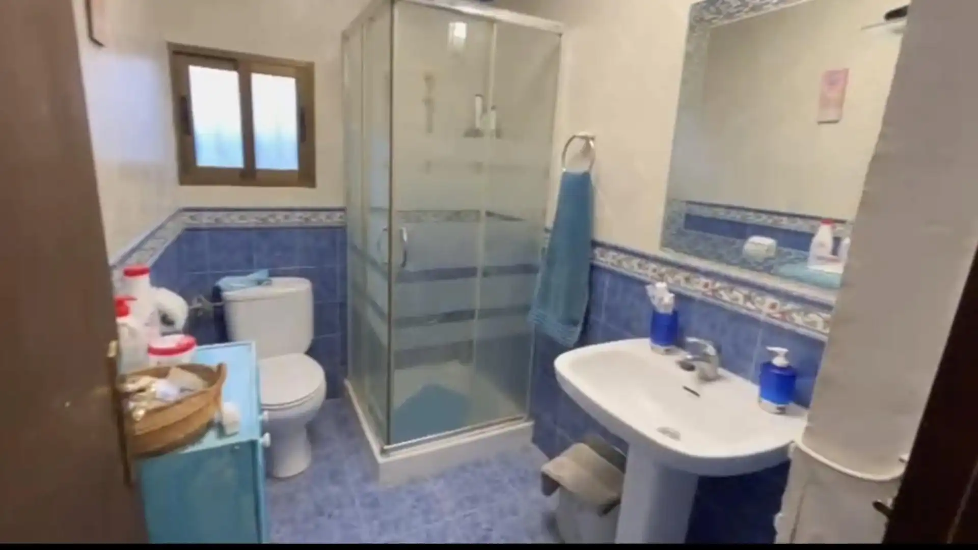 Casa adosada en venta en Calle Ramón y Cajal, 10a, Valdeganga Baño de Casa adosada en venta en Valdeganga