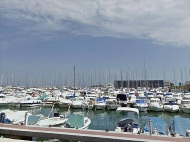 Apartamento en Alquiler en Paseo Adolfo Suárez, 9 en Centro