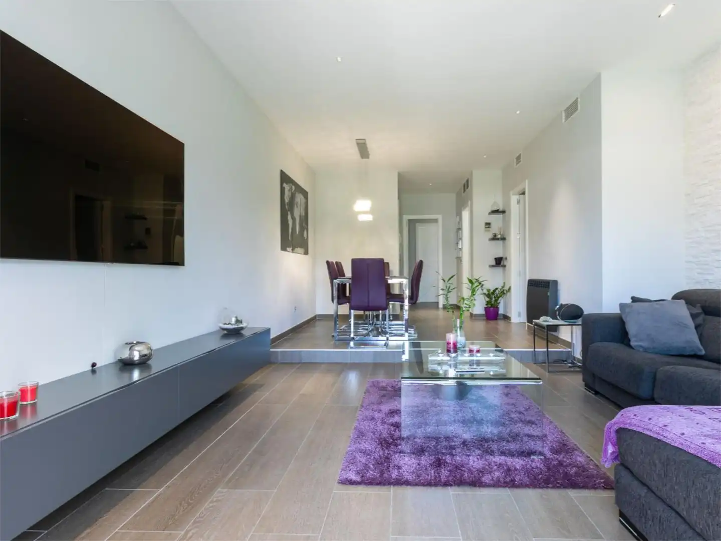 Apartament de lloguer a Avenida Valle del Golf, 21, Aloha Sala d'estar de Apartament de lloguer en Marbella amb Aire condicionat, Calefacció i Jardí privat