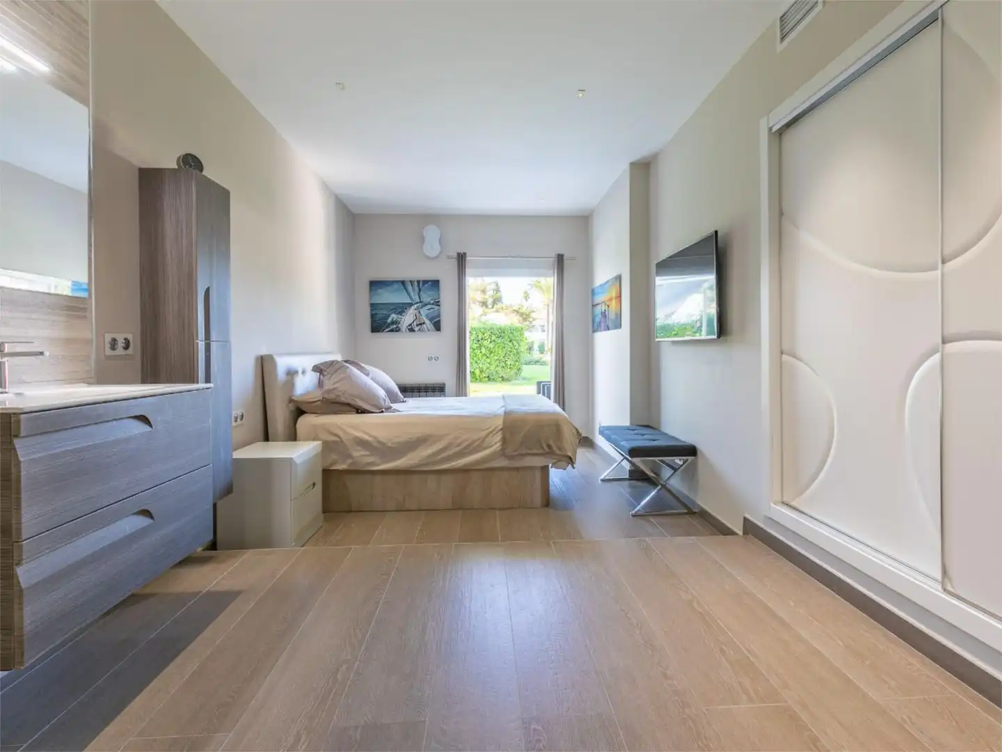 Apartament de lloguer a Avenida Valle del Golf, 21, Aloha Dormitori de Apartament de lloguer en Marbella amb Aire condicionat, Calefacció i Jardí privat