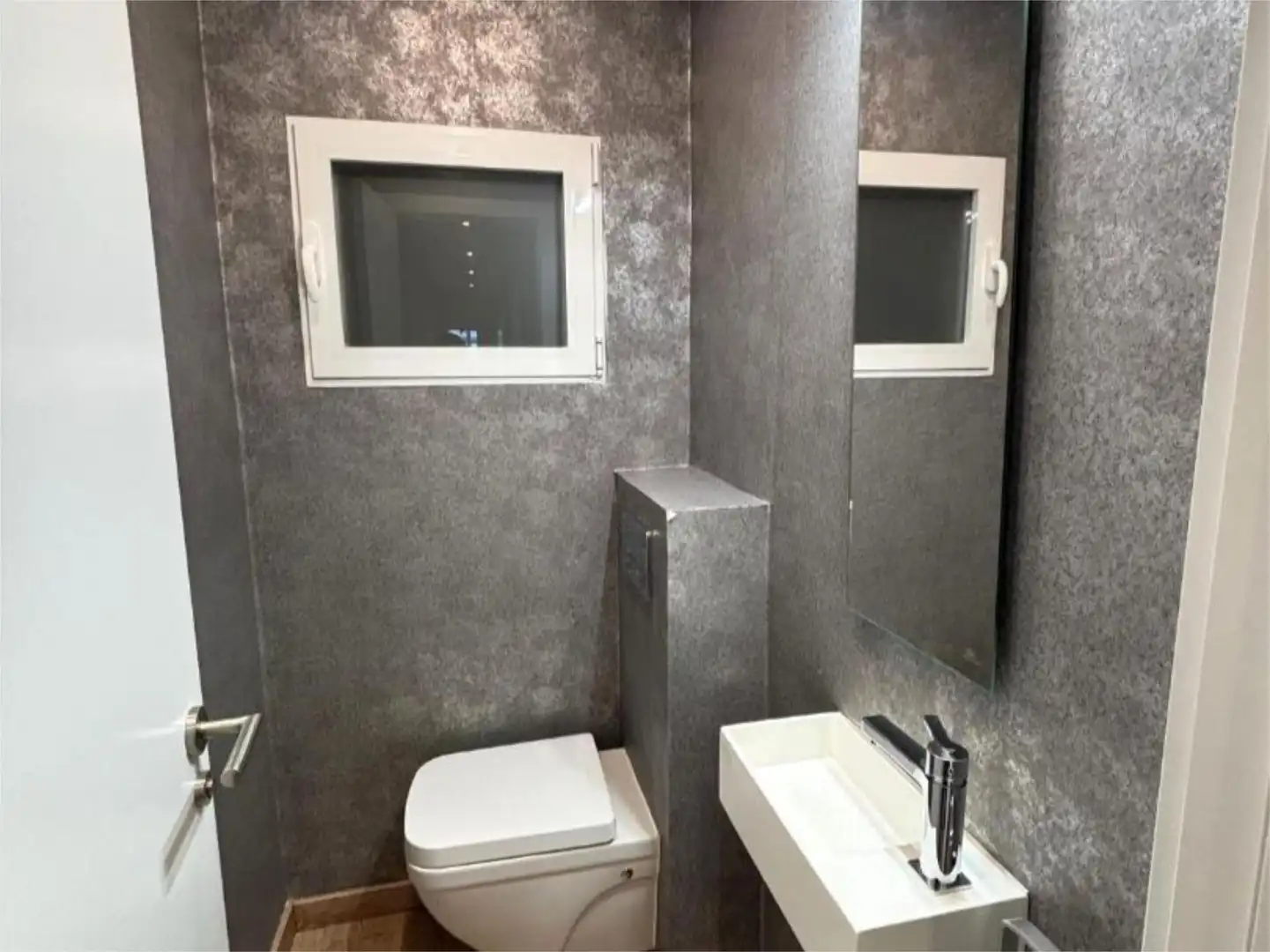 Piso en venta en Calle de Rafael Salgado, 3, Hispanoamérica - Bernabéu Baño de Piso en venta en Madrid Capital con Aire acondicionado, Terraza y Balcón
