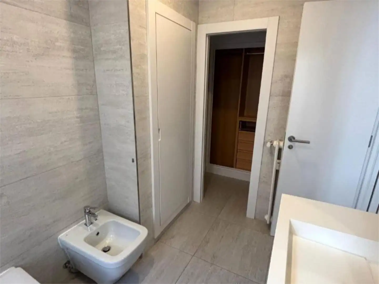 Piso en venta en Calle de Rafael Salgado, 3, Hispanoamérica - Bernabéu Baño de Piso en venta en Madrid Capital con Aire acondicionado, Terraza y Balcón