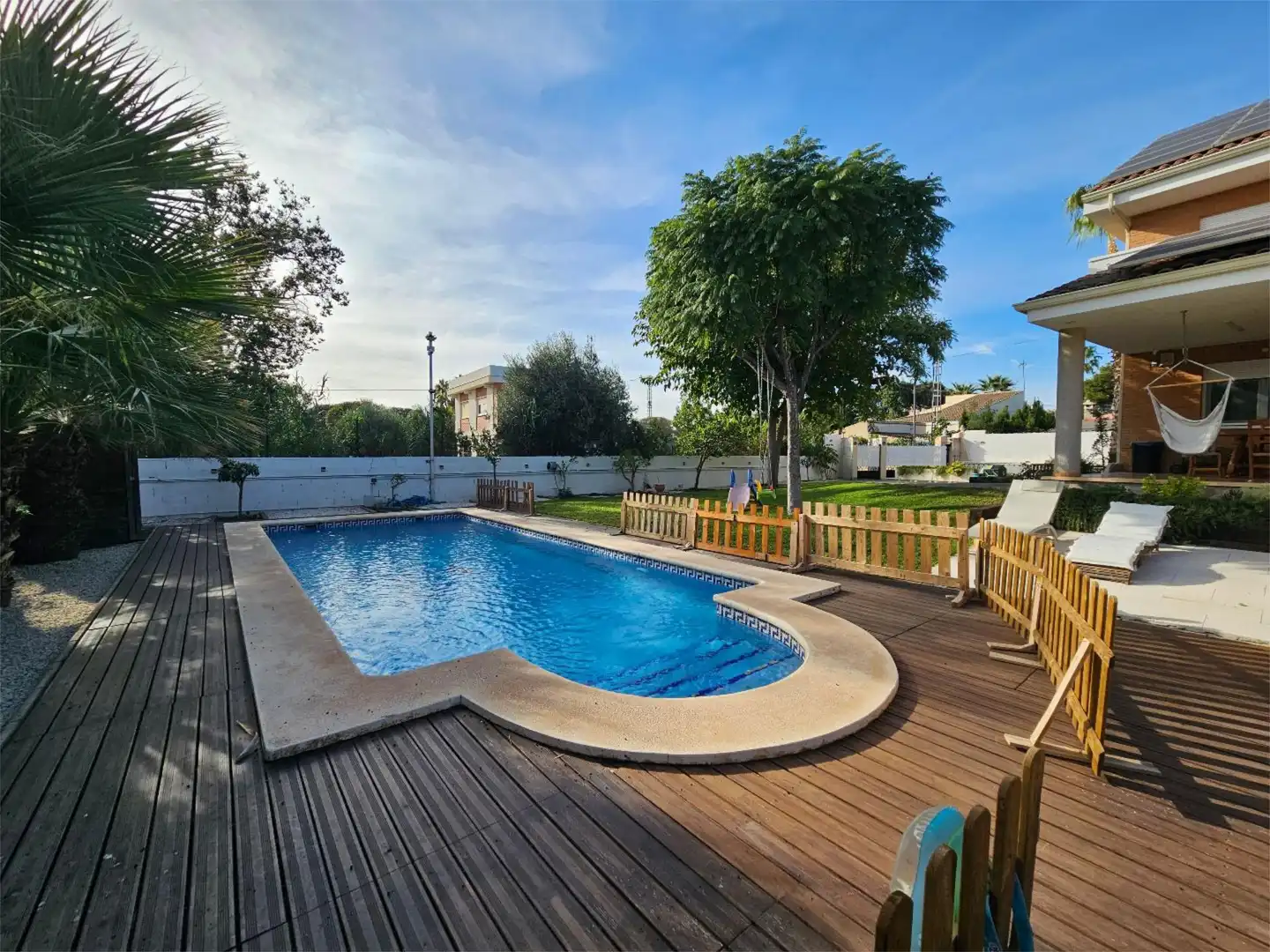 Piso en venta en Calle Río Duero, 11, Sol y Luz Piscina de Piso en venta en San Vicente del Raspeig / Sant Vicent del Raspeig con Aire acondicionado, Calefacción y Jardín privado