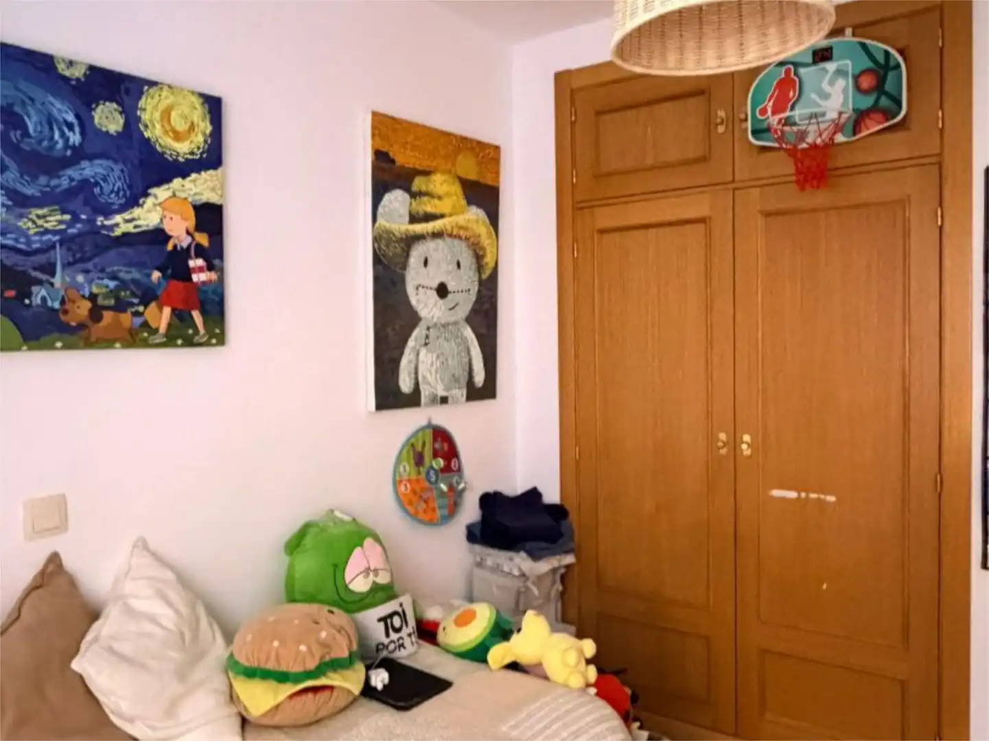 Pis en venda a Avenida del Monasterio de Silos, 82, Montecarmelo Dormitori de Pis en venda en Madrid amb Aire condicionat, Calefacció i Parquet