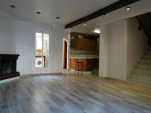 Casa adosada en Venta en C. Miguel de Unamuno, 5 en Dolores