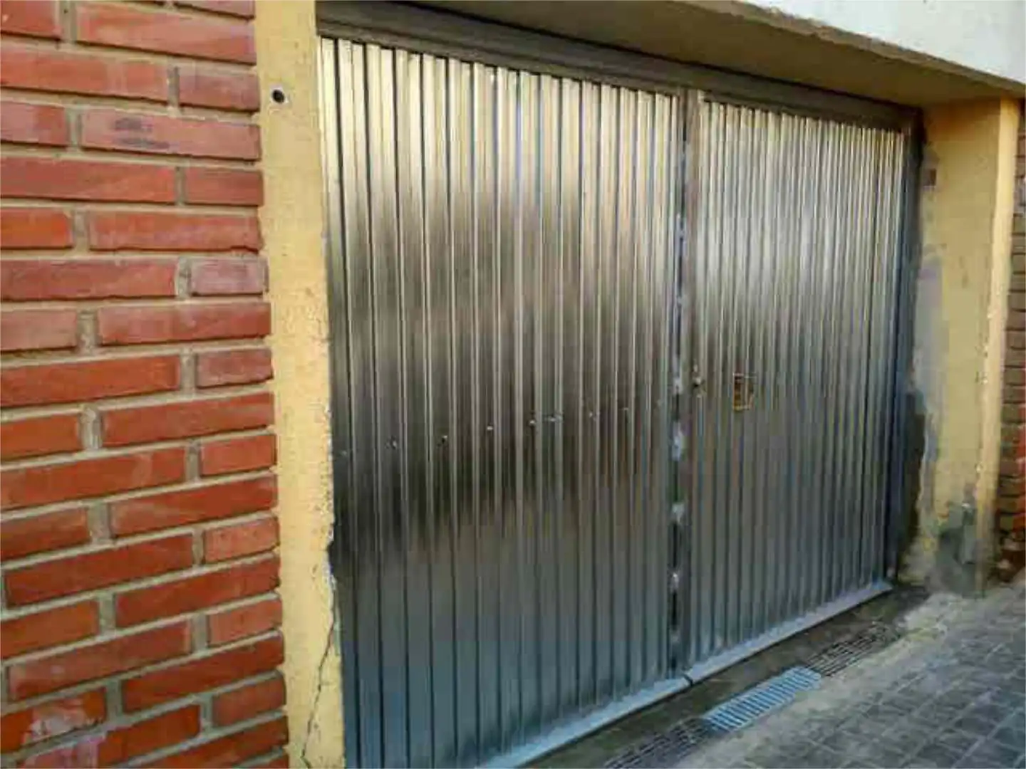 Exterior view of Storage room for rent in Godella