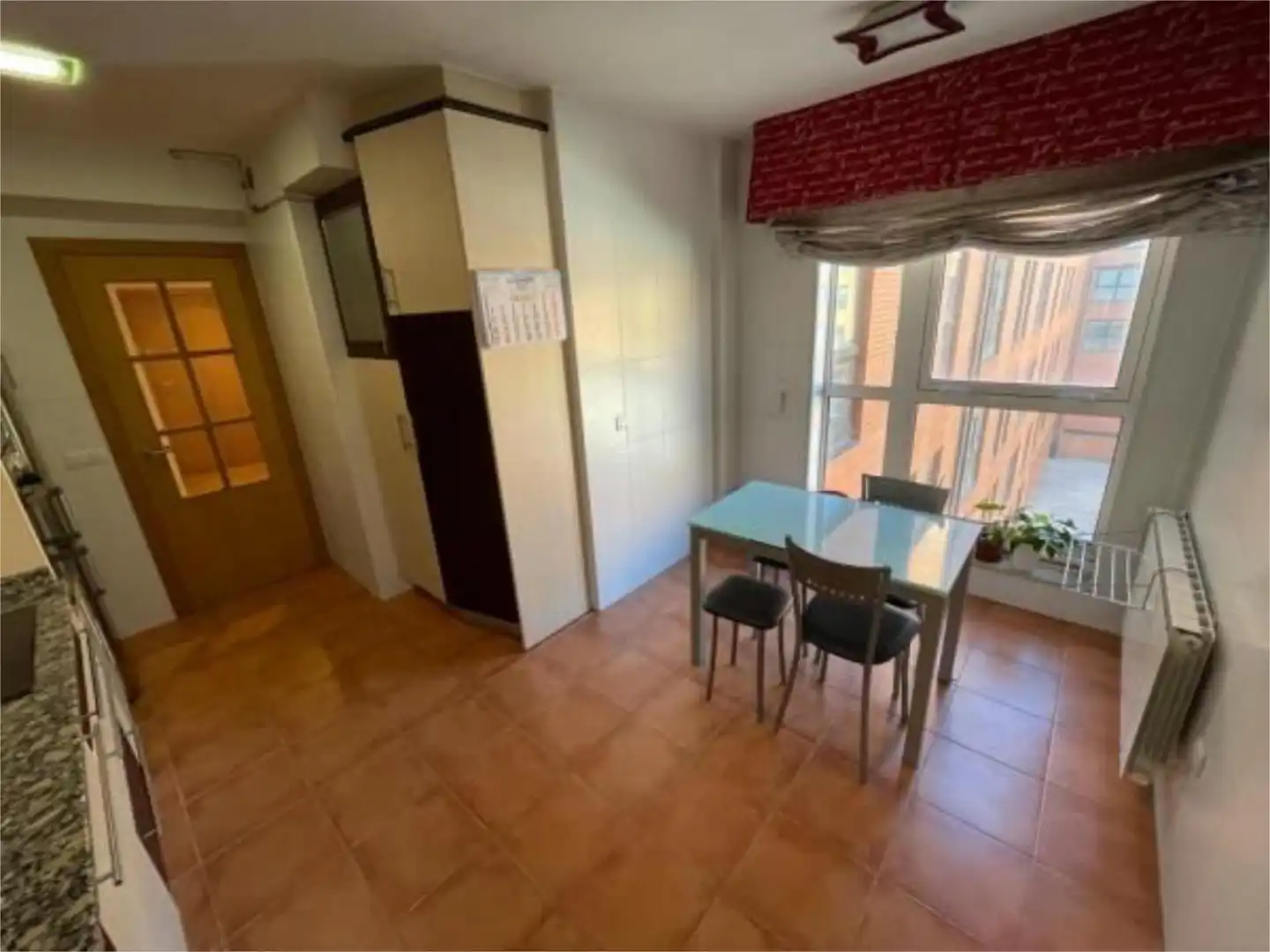 Pis de lloguer a Calle Mercé Rodoreda, 3, Dehesa Vieja - Puente Cultural Dormitori de Pis de lloguer en San Sebastián de los Reyes amb Aire condicionat, Calefacció i Jardí privat