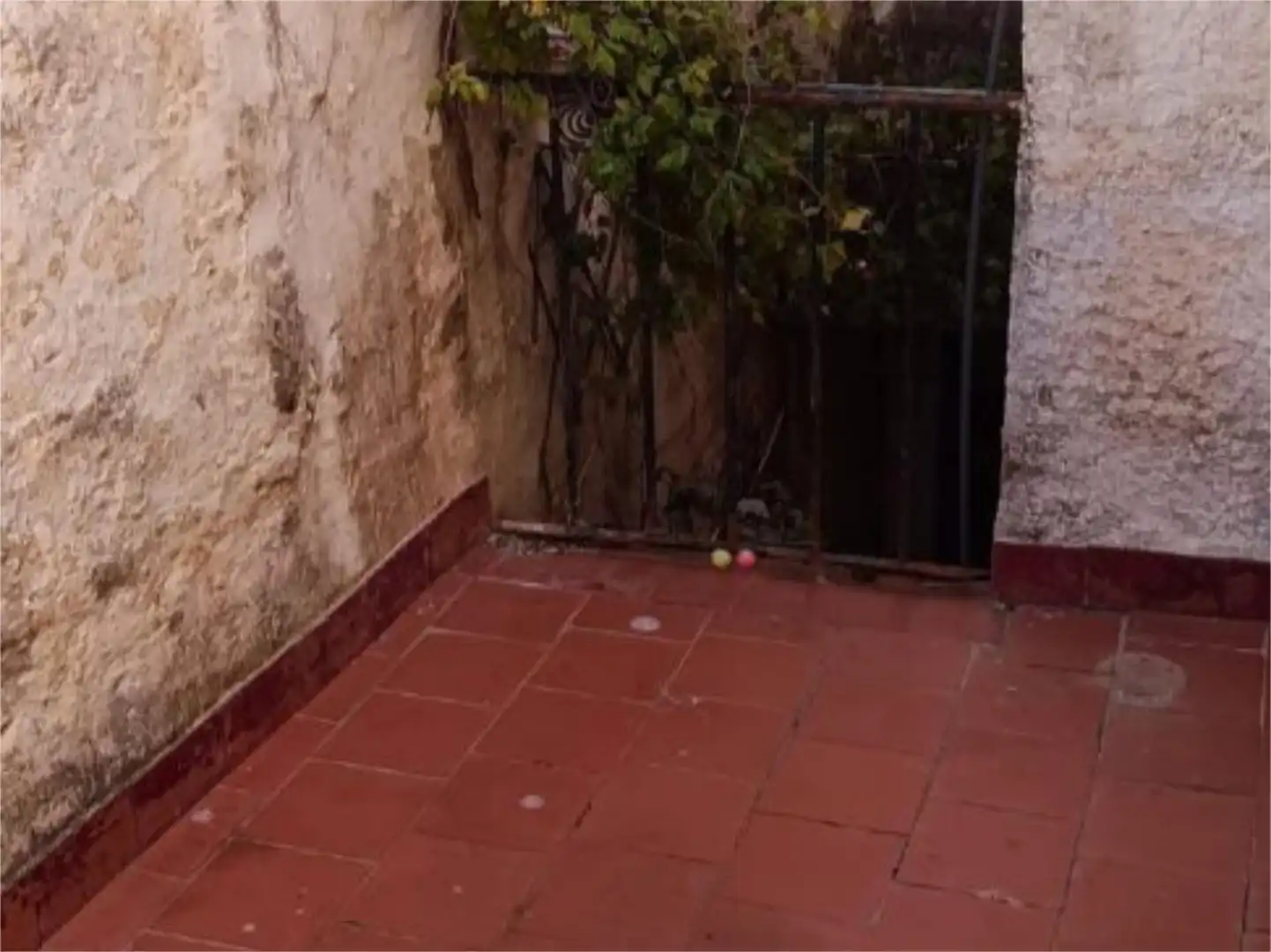 Flat for sale in Calle Fernando de Herrera, 18, Calvario Flat for sale in Calle Fernando de Herrera, 18, Calvario